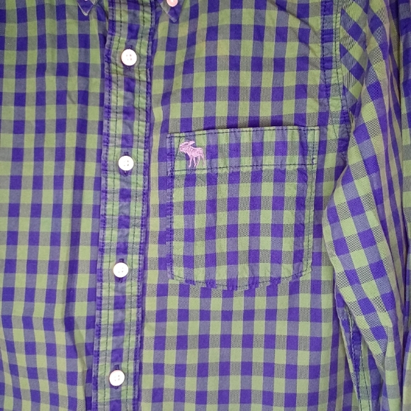 Abercrombie & Fitch muscle button down shirt - Picture 3 of 8